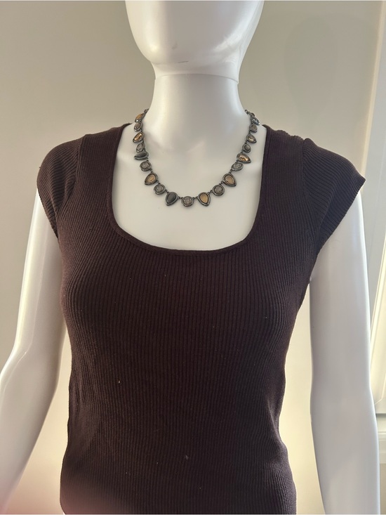 Anthropologie Jewelry - Anthropologie Smoky Topaz & Grey Teardrop Necklace
Includes Anthropologie Pouch
